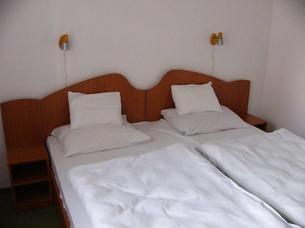 Siesta Club Apartman Harkány Dış mekan fotoğraf