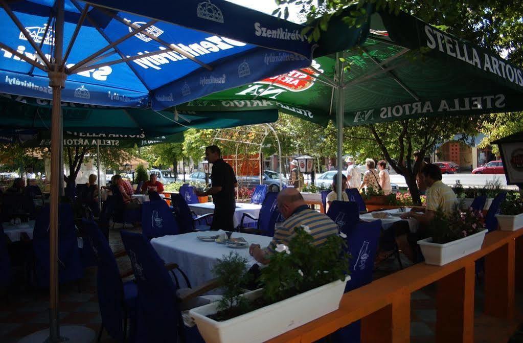 Siesta Club Apartman Harkány Dış mekan fotoğraf
